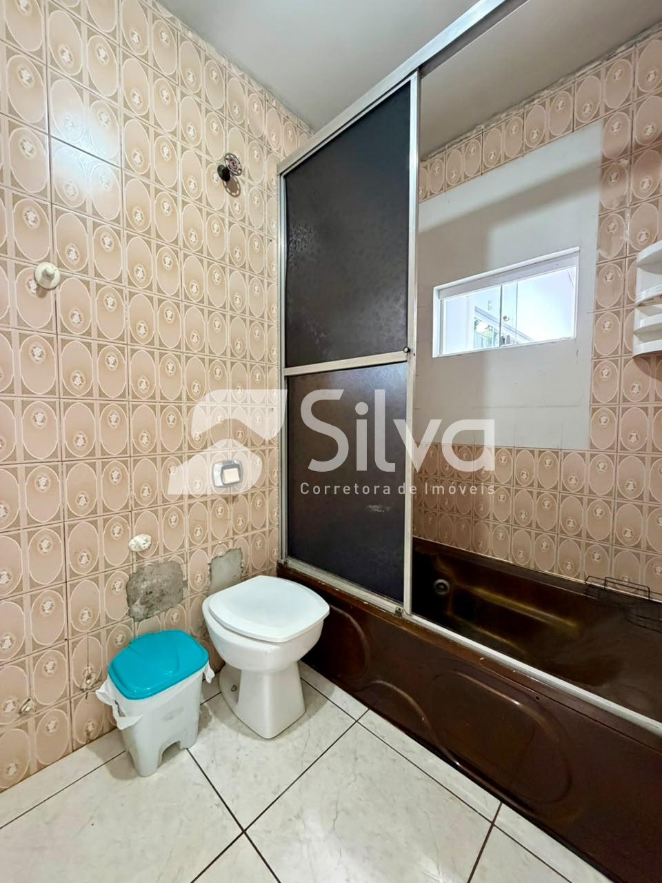 Casa à venda localizada no Bairro das Torres, Dois Vizinhos-PR.