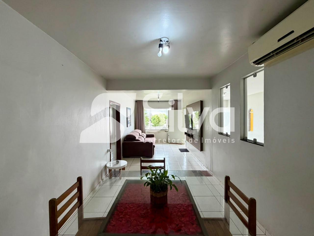 Casa à venda localizada no Bairro das Torres, Dois Vizinhos-PR.
