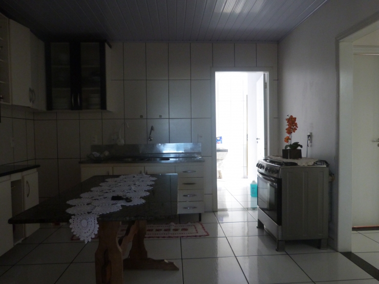 Casa a venda localizada no Centro Sul, Dois Vizinhos-PR.