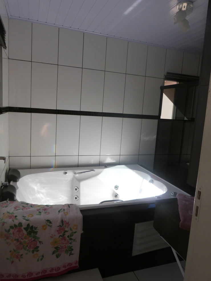 Casa a venda localizada no Centro Sul, Dois Vizinhos-PR.