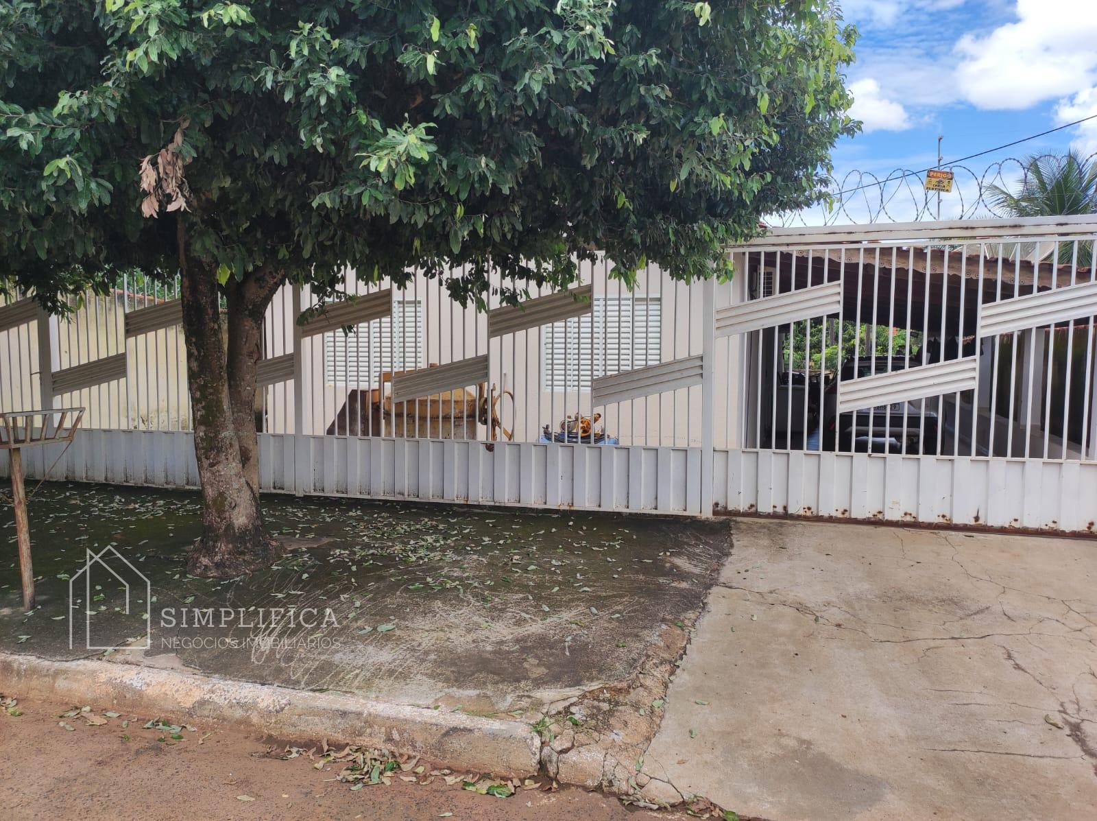 CASA Á VENDA EM PONTALINA GO
