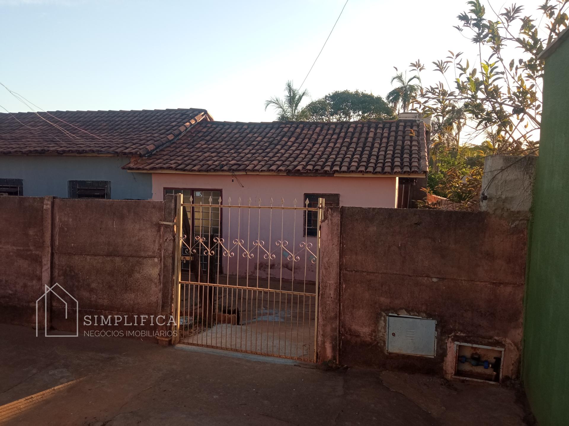 BARRAC?O EM PONTALINA GO