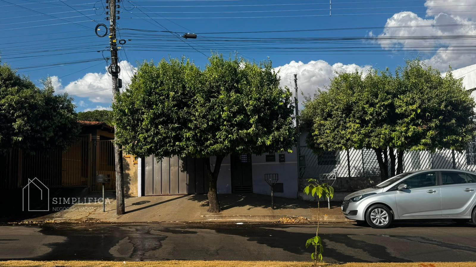 Casa ? Venda no Centro de Pontalina  GO | Amplo espa?o externo