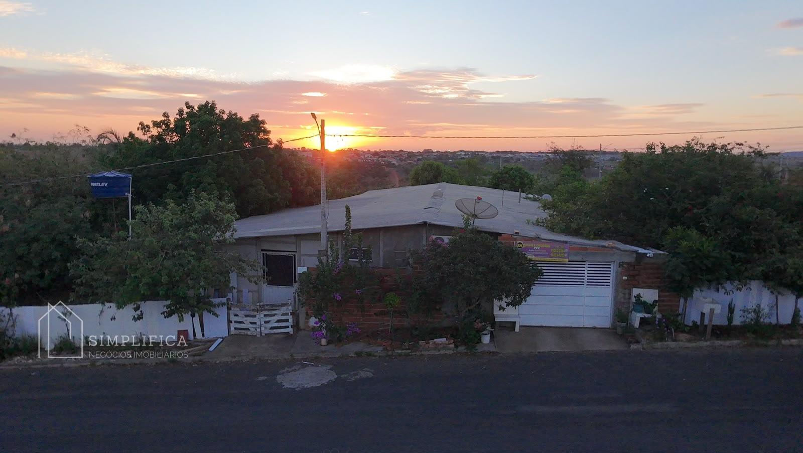 Empreendimento à Venda em Pontalina  GO  Casa, Galpão e 2 Lotes