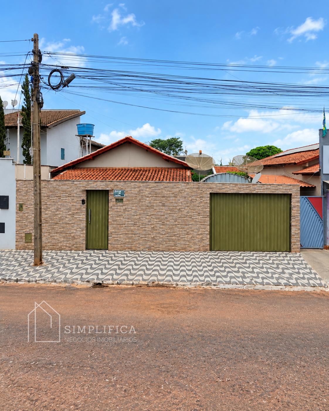 Casa ? Venda em Edeia  GO  3 Quartos, Su?te e Quintal Amplo