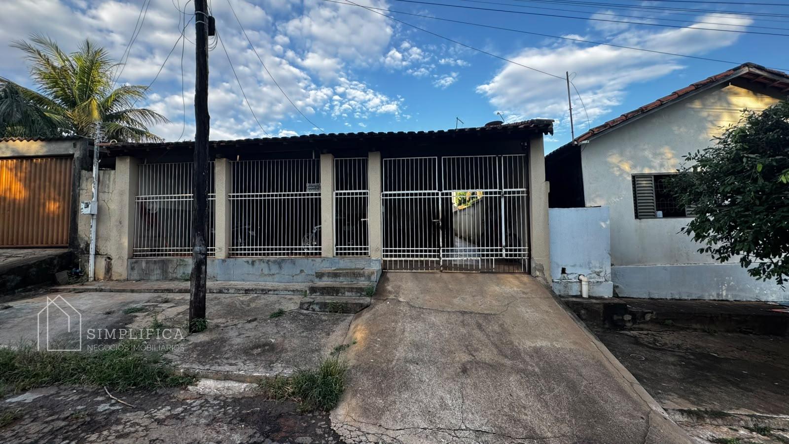 Casa para Locação em Pontalina  GO com 3 Quartos e Suíte