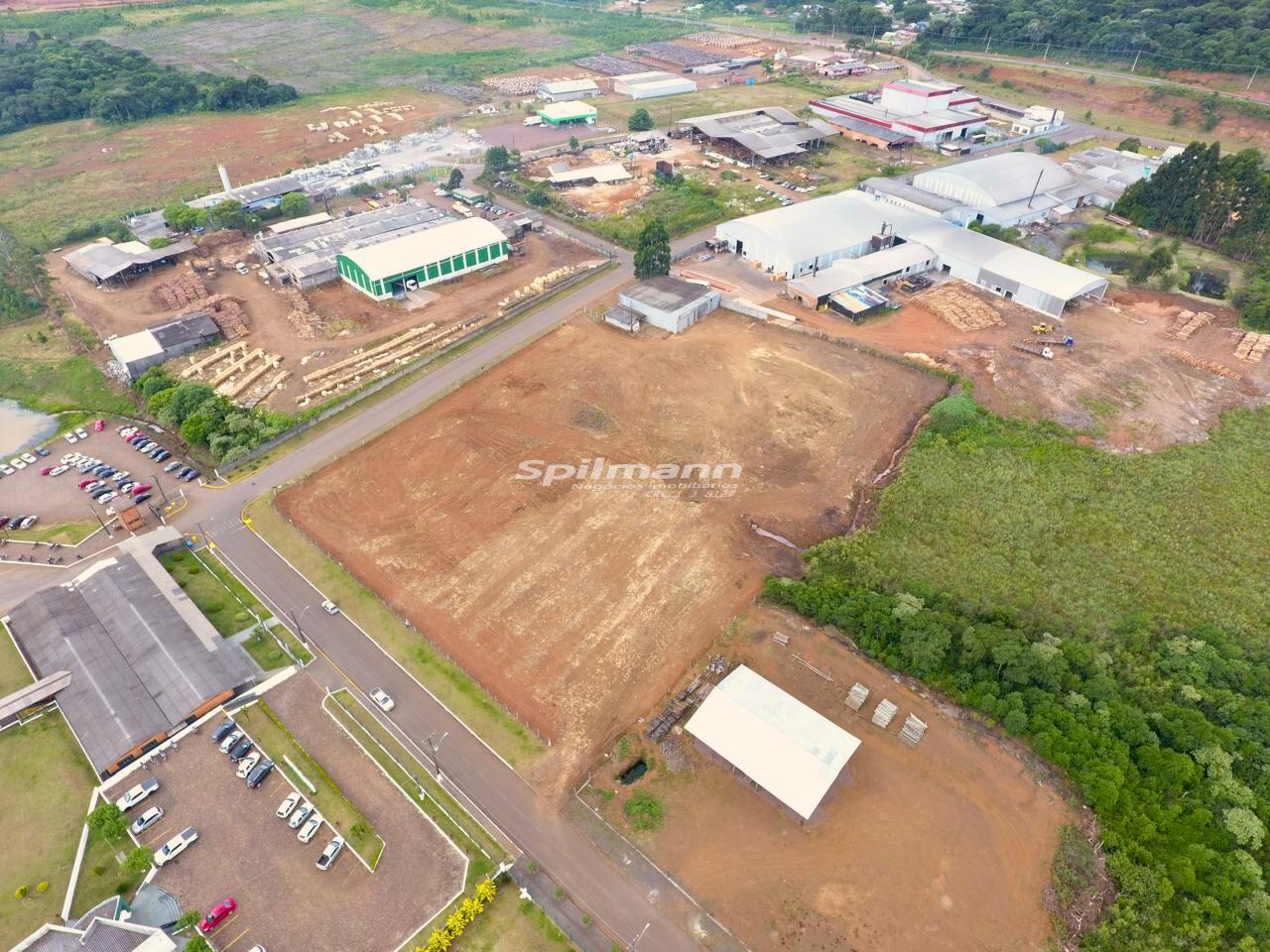 TERRENO DE ESQUINA COM GRANDE POTENCIAL, ÁREA INDUSTRIAL, PALMAS - PR