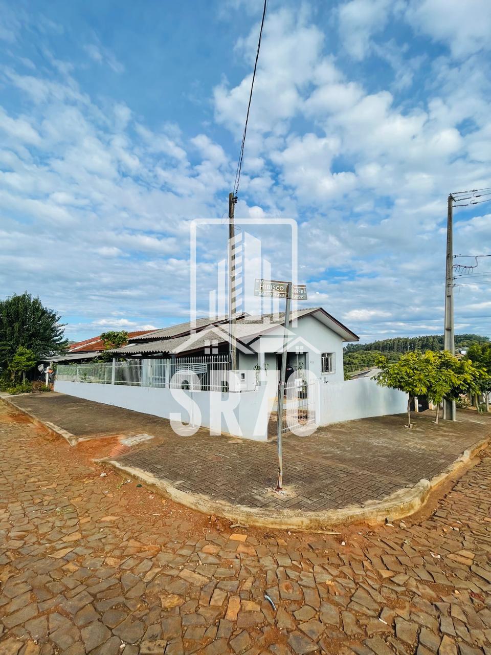 Casa com 3 dormitrios  venda, CAMPO NOVO, QUEDAS DO IGUACU - PR