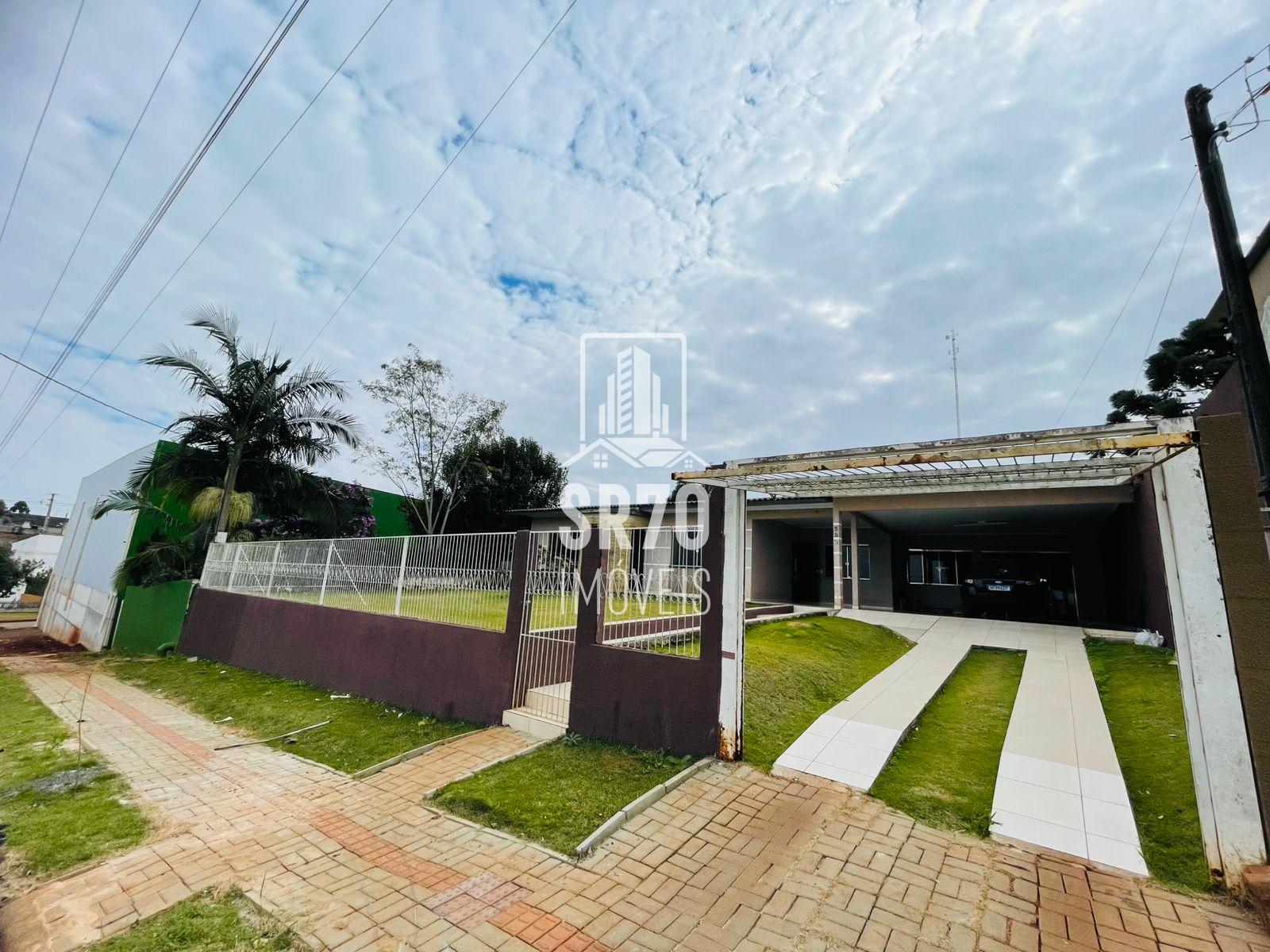Casa com 3 dormitrios  venda, CENTRO, QUEDAS DO IGUACU - PR