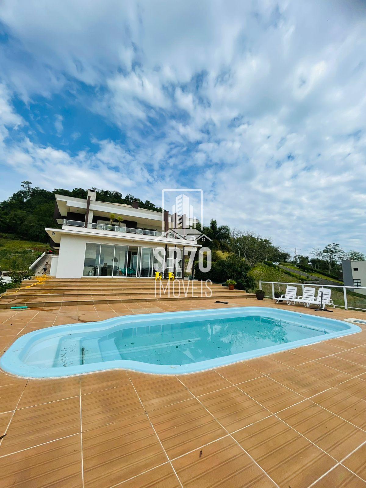 Sobrado com 3 dormitrios  venda, AGUAS CLARAS, SAO JORGE D OESTE - PR