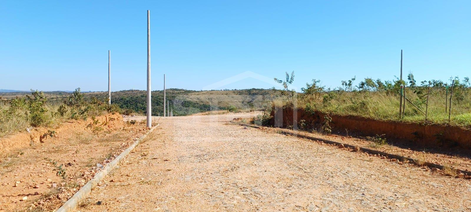 Lote de 1.043m  no bairro planejado Mirante da Serra em JABOTICATUBAS - MG