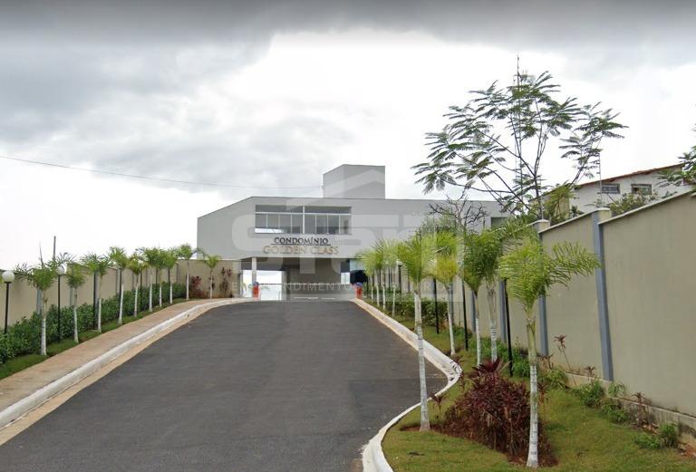 Lote em Condomínio