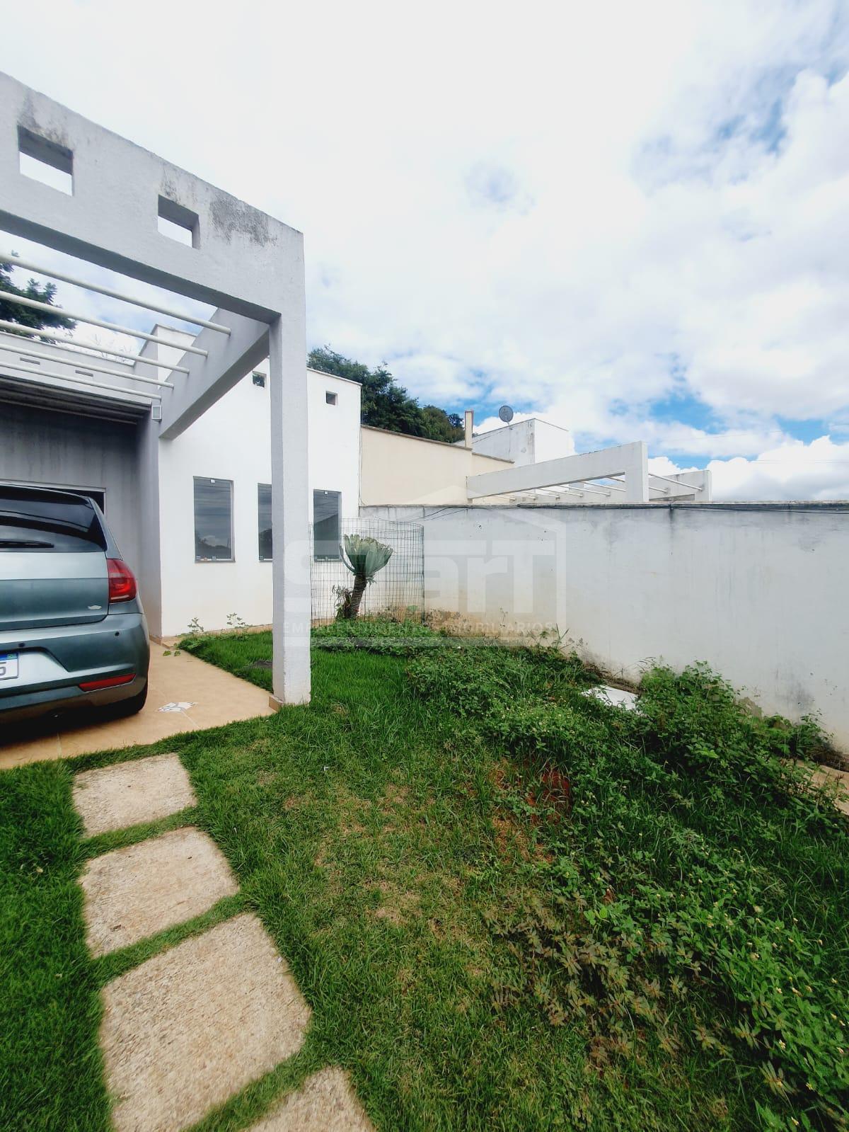 Casa para Locação no bairro Tradição por R  3.200,00 - Lagoa Santa - MG