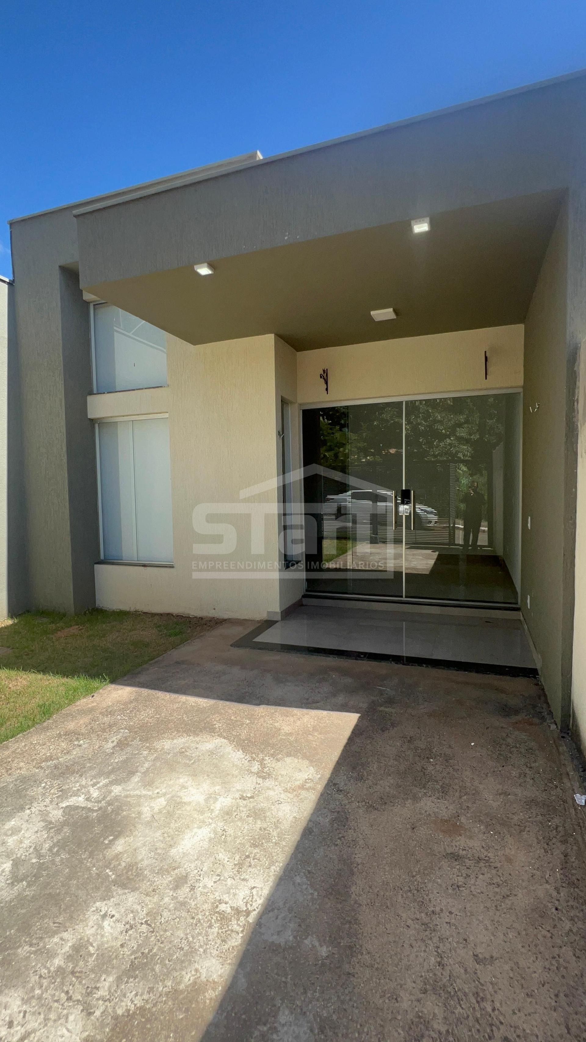 Linda Casa à Venda por R  680.000 no Bairro Centro  Lagoa Santa