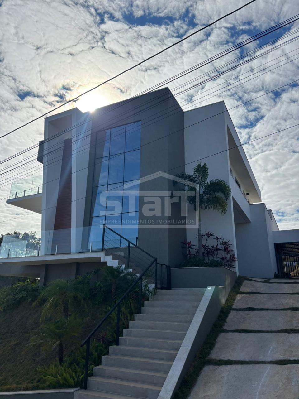 Casa Alto Padrão no Condomínio Boulevard  510m , Vista Lagoa, Porteira Fechada