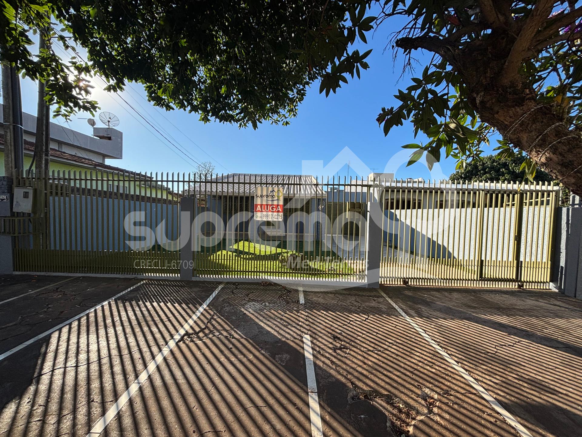 Casa para locao residencial ou comercial, Bairro So Cristvo