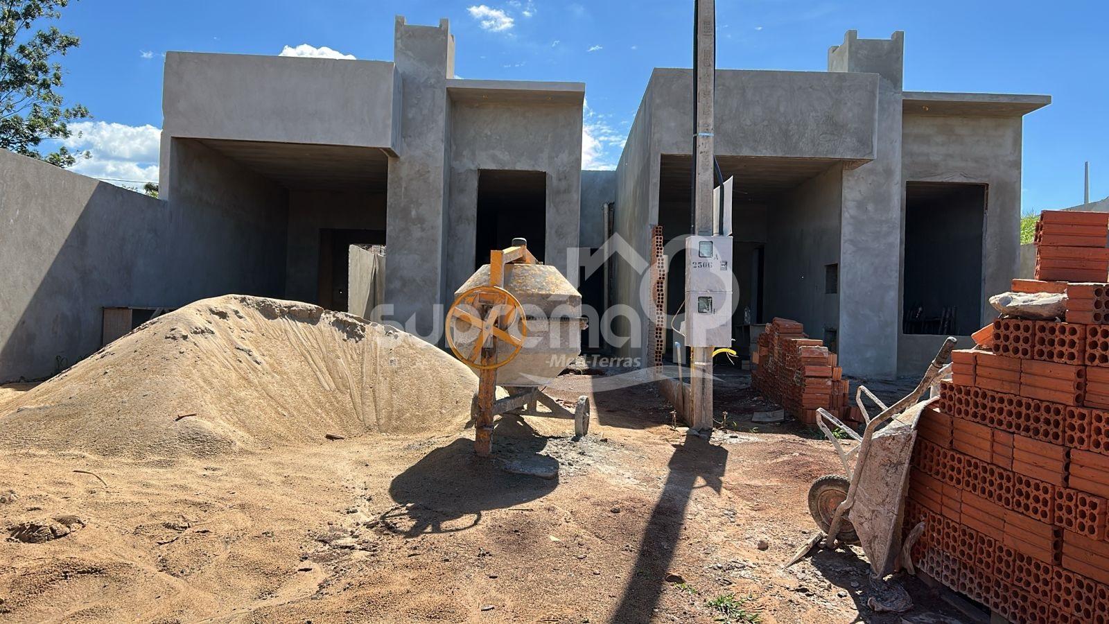 Casa em constru??o a venda em Medianeira. Localizada no Bairro...