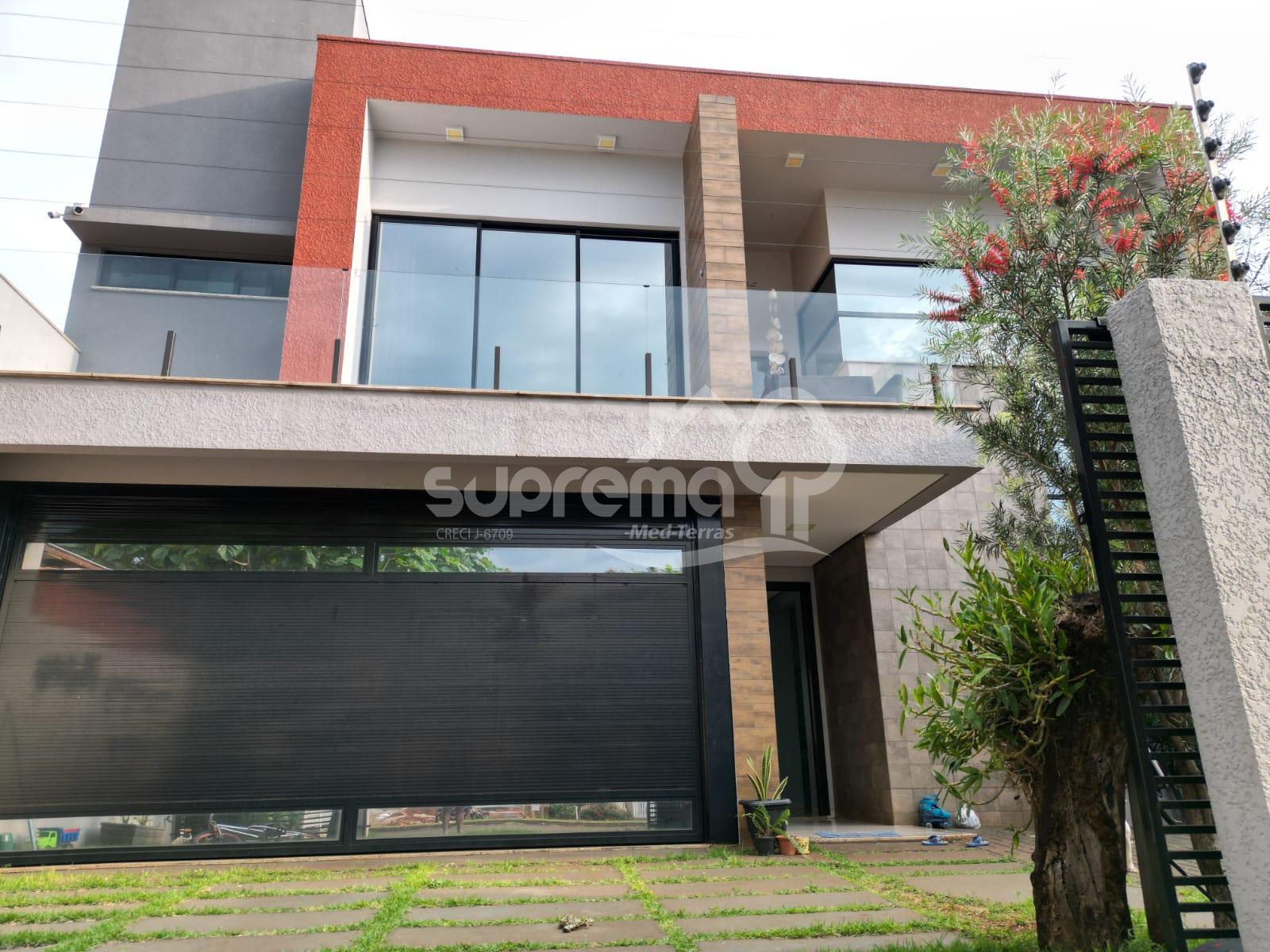 Sobrado com piscina, sistema solar, ? venda, MEDIANEIRA - PR