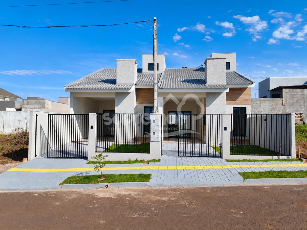 Casa geminada de laje ? venda, com su?te, Bairro Nazar?. Finan...