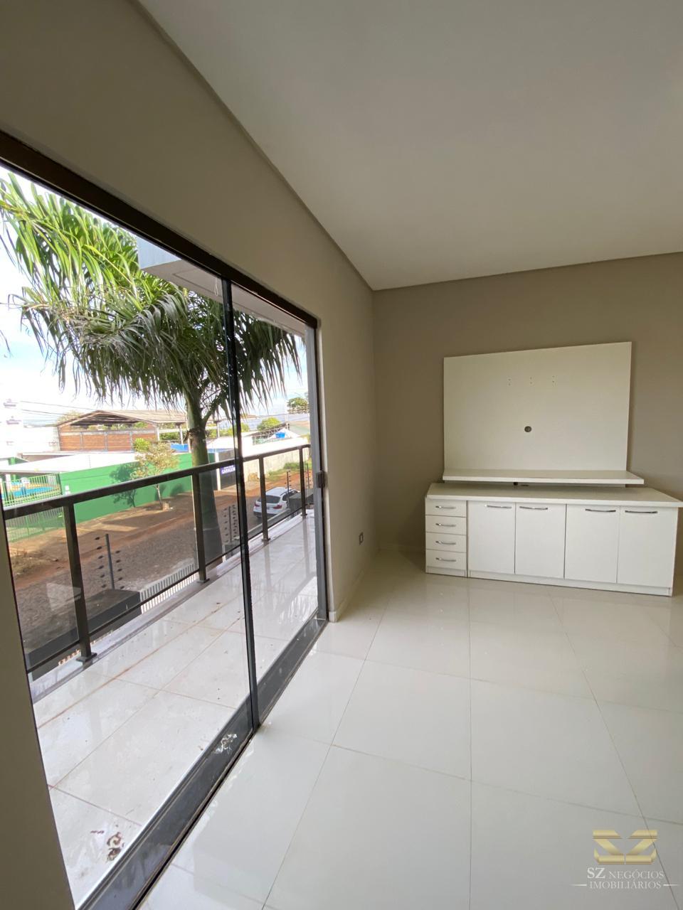 SOBRADO À VENDA COM 01 SUÍTE E 02 DORMITÓRIOS - PARQUE PRESIDENTE I, FOZ