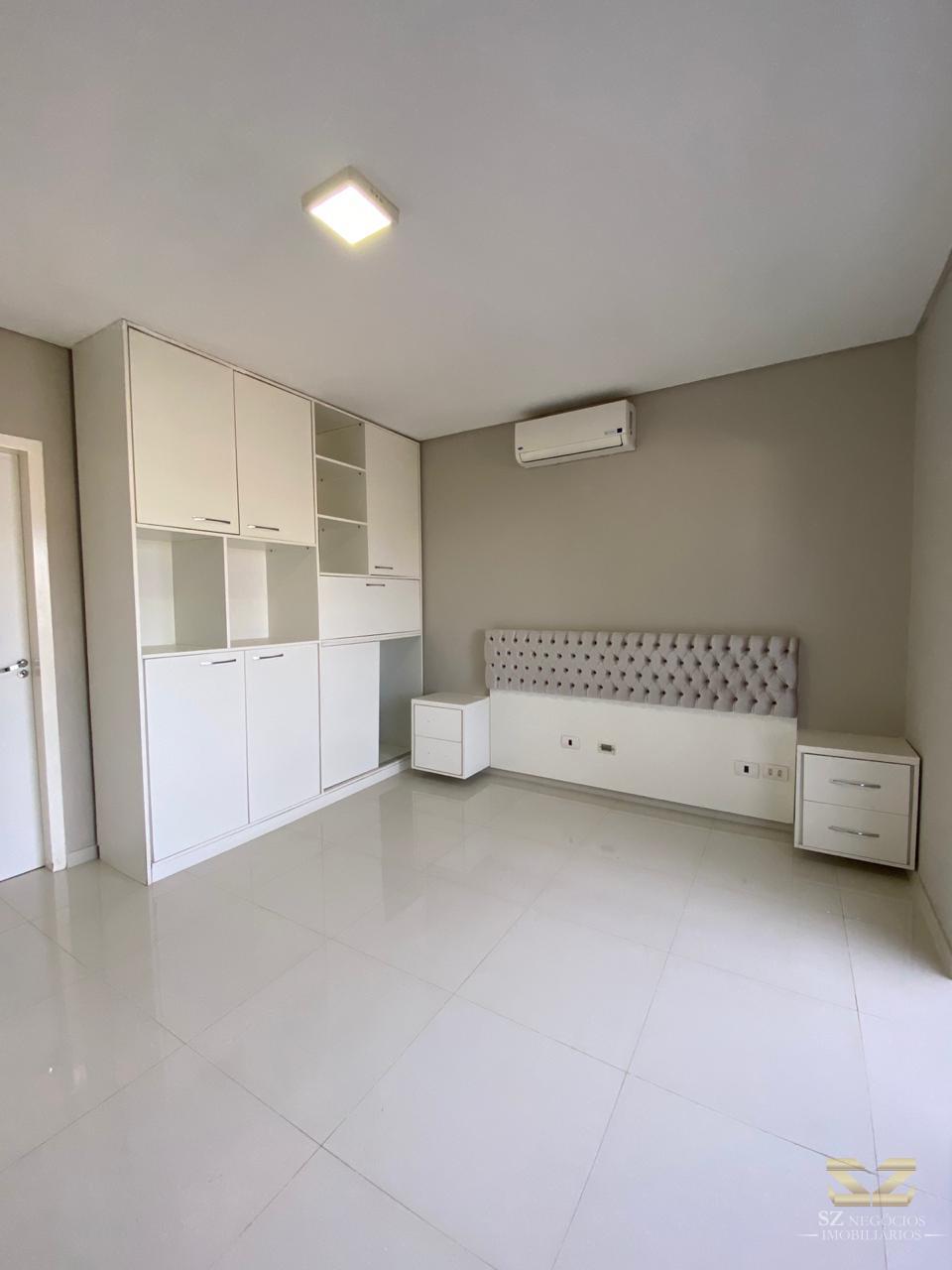 SOBRADO À VENDA COM 01 SUÍTE E 02 DORMITÓRIOS - PARQUE PRESIDENTE I, FOZ