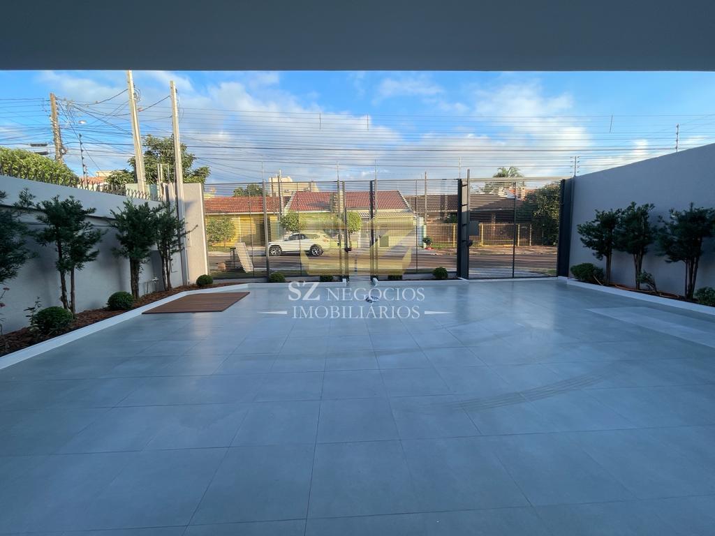 SOBRADO À VENDA - LOCALIZADO NO JARDIM PANORAMA - FOZ DO IGUAÇU - PR