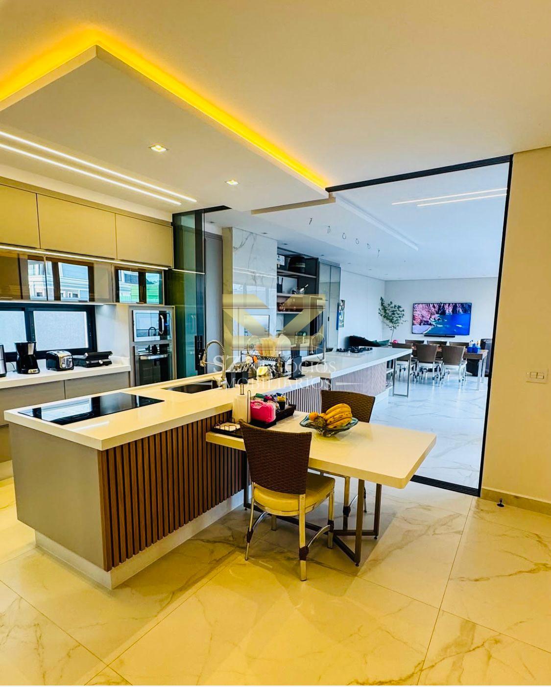 CASA À VENDA COM 5 SUÍTES CONDOMINÍO ROYAL BOULEVARD YACHT FASE 1, FOZ DO IGUAÇU