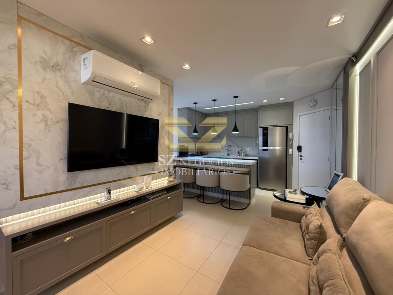 APARTAMENTO À VENDA MOBILIADO, COM 2 VAGAS NO RESIDENCIAL TANCREDO, FOZ