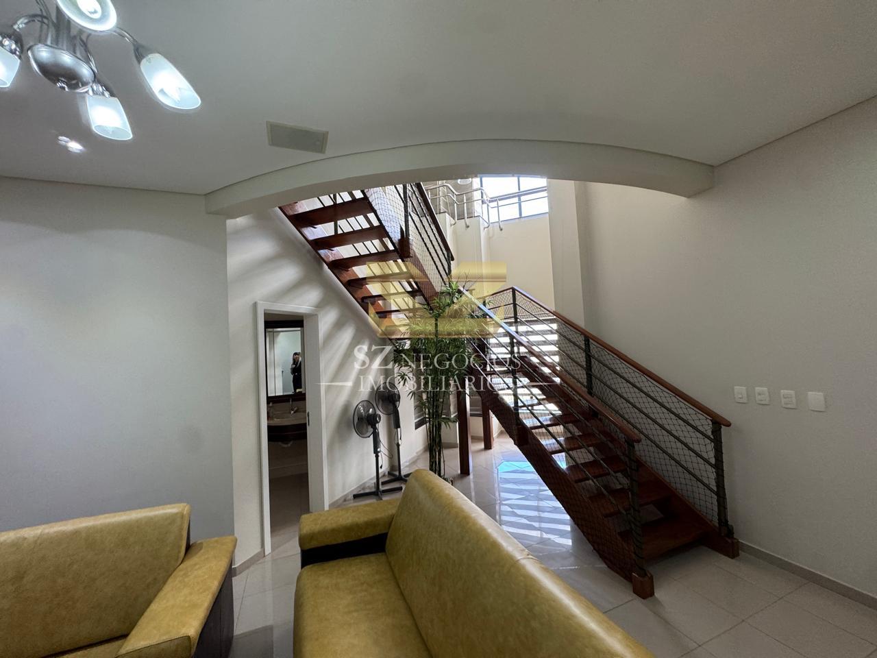 APARTAMENTO COBERTURA DUPLEX Á VENDA COM 04 SUÍTES, EDIFÍCIO VILLA  AURELIA, FOZ