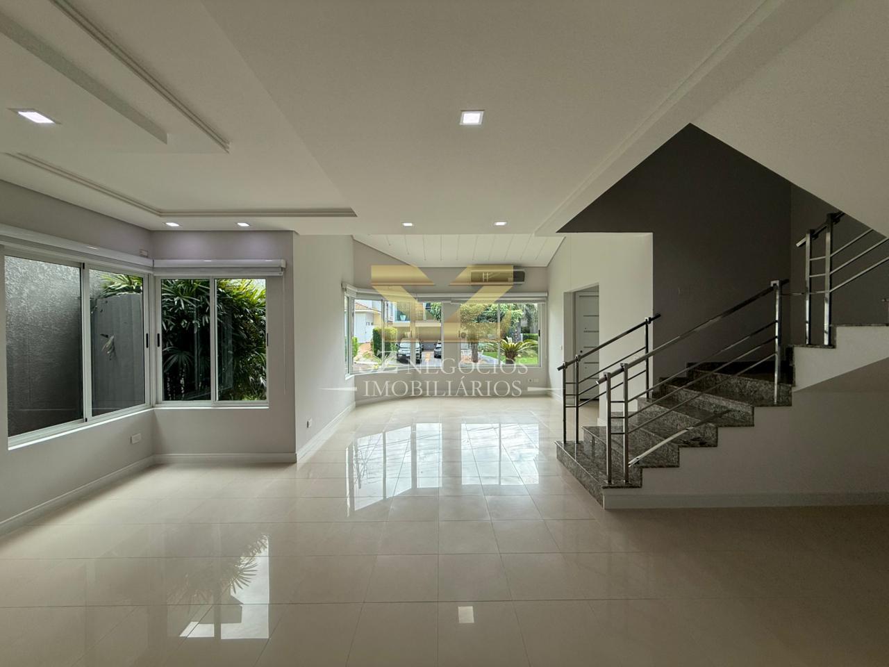 SOBRADO À VENDA COM 3 SUÍTES, CONDOMÍNIO PORTO SEGURO - FOZ DO IGUAÇU