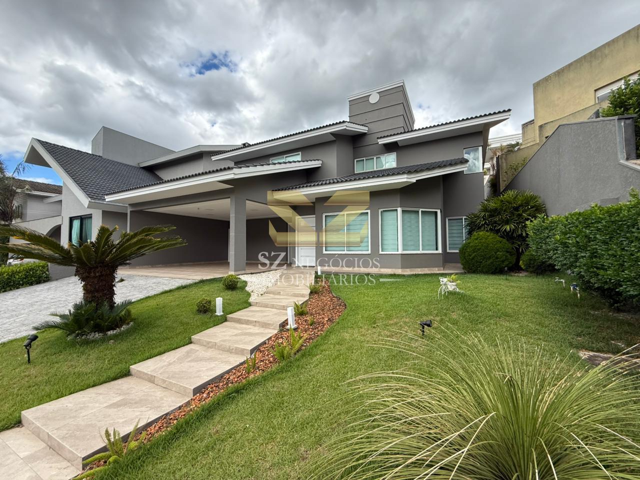 SOBRADO À VENDA COM 3 SUÍTES, CONDOMÍNIO PORTO SEGURO - FOZ DO IGUAÇU