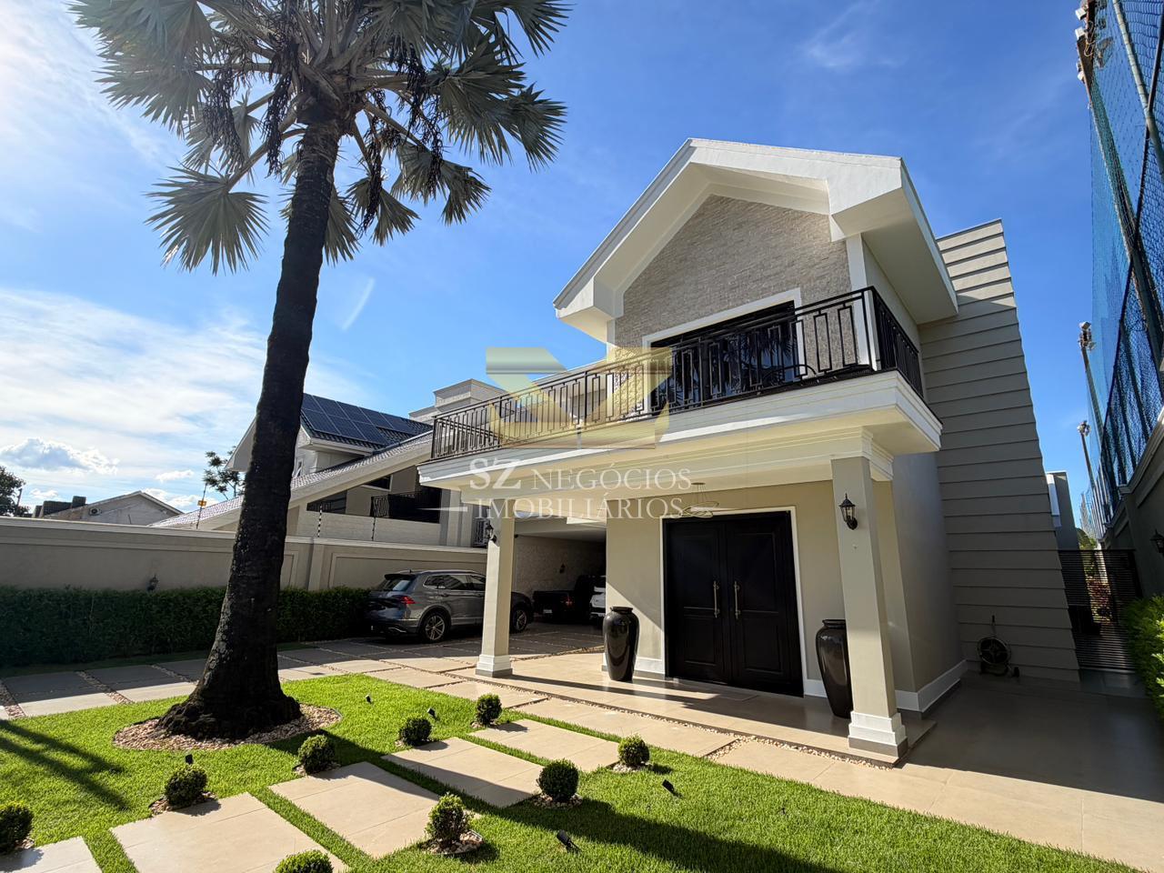 SOBRADO À VENDA  COM 1 SUÍTE E 2 DEMI SUÍTES E PISCINA JARDIM PANORAMA, FOZ