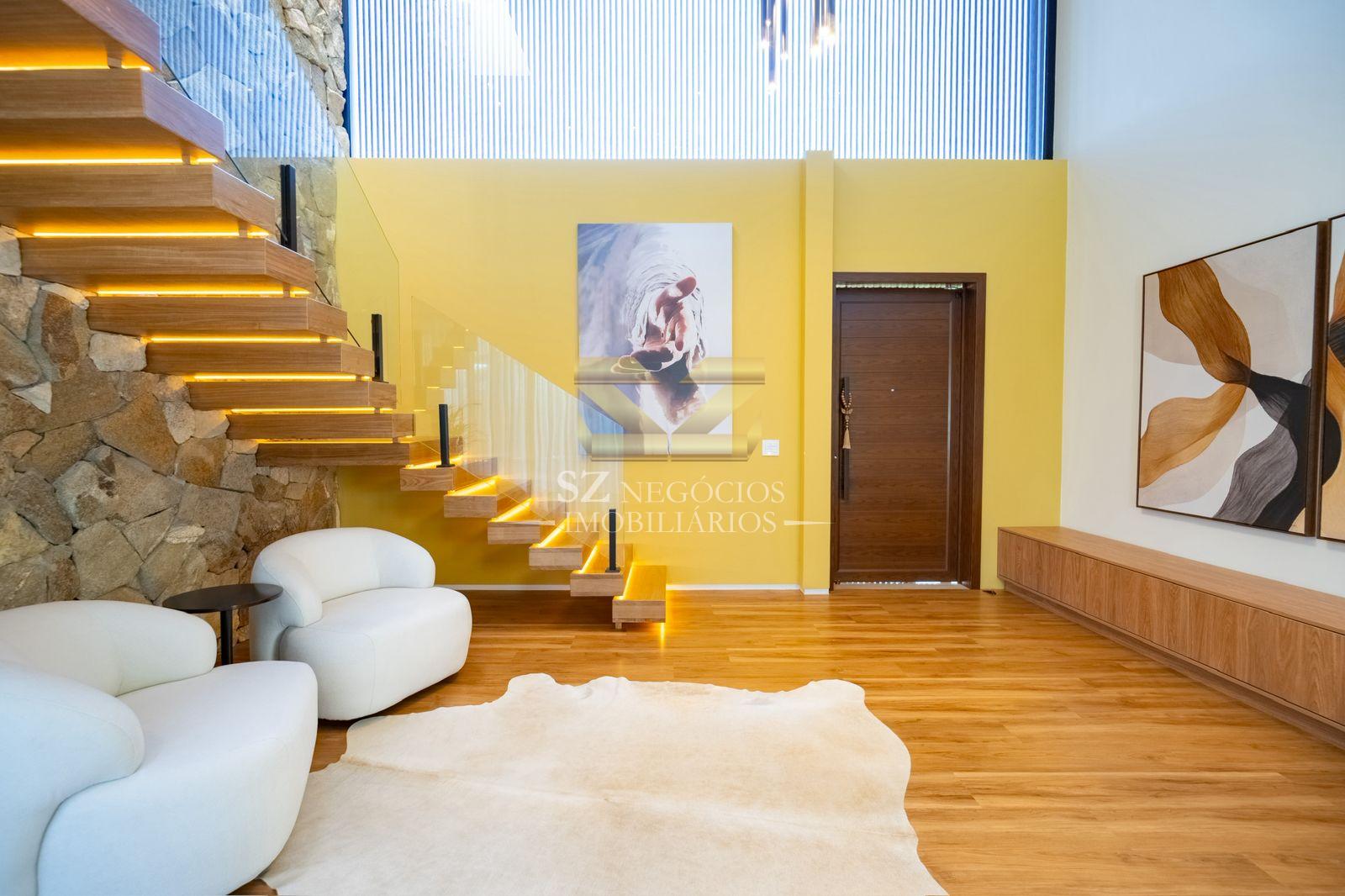 CASA À VENDA COM 04 SUÍTES - CONDOMINIO ROYAL FALLS YACHT - FASE 2 - FOZ