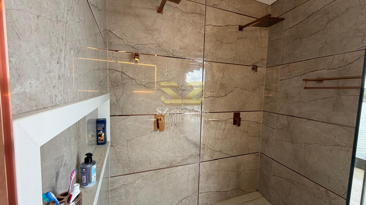 SOBRADO À VENDA COM 3 SUÍTES COM VISTA PARA O RIO, CONDOMÍNIO BRISAS DEL RIO PY