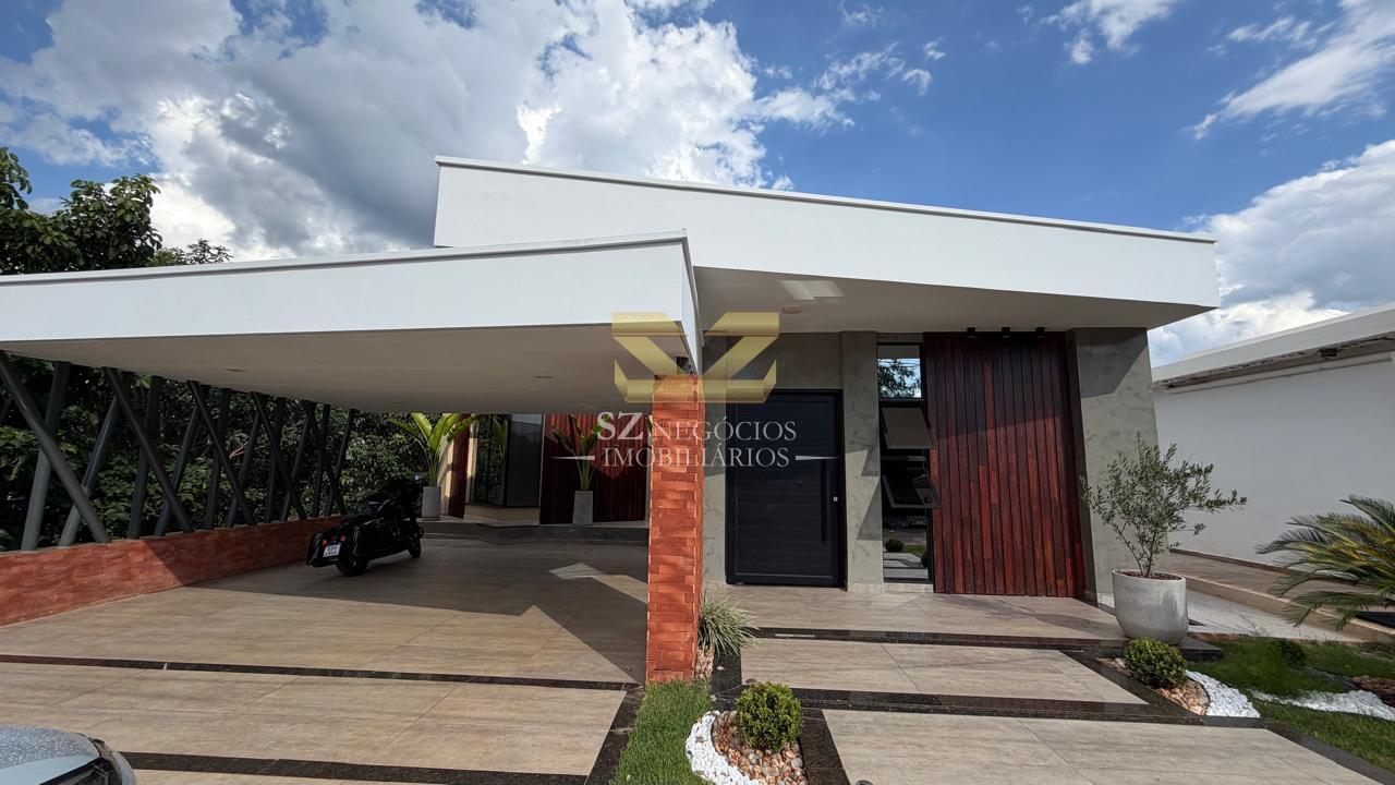 SOBRADO À VENDA COM 3 SUÍTES COM VISTA PARA O RIO, CONDOMÍNIO BRISAS DEL RIO PY