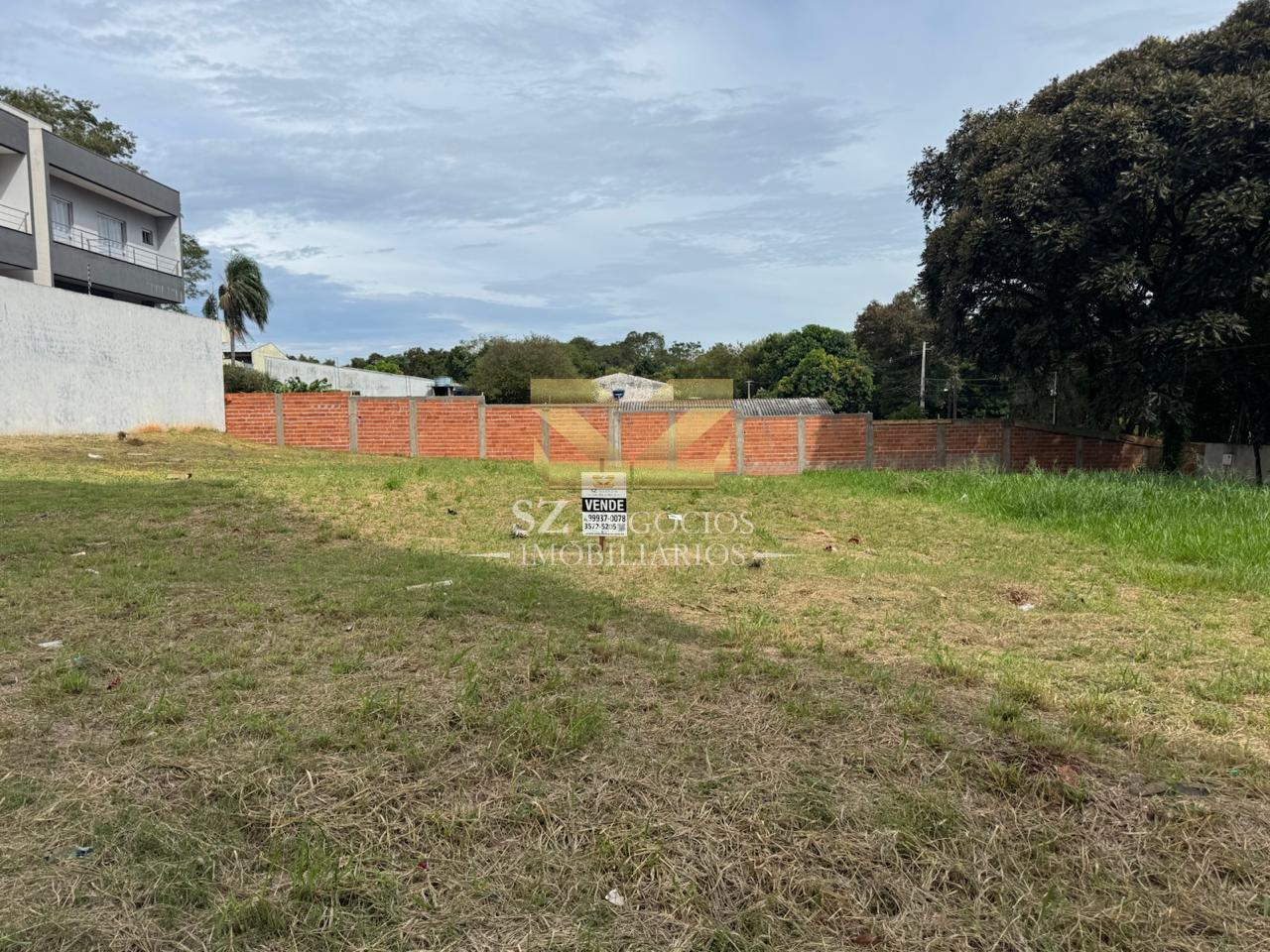 TERRENO À VENDA COM 340M  - VILA ADRIANA - FOZ DO IGUAÇU - PR