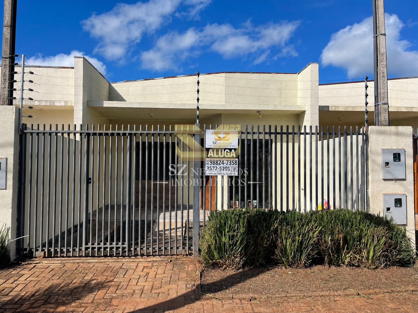 Casa com 2 dormitórios para locação, FOZ DO IGUACU - PR