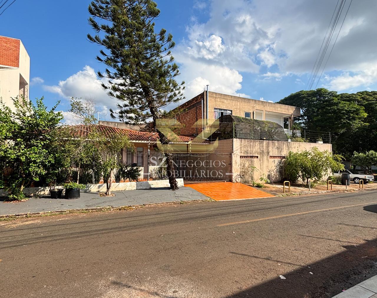 PRÉDIO COMERCIAL RESIDENCIAL E CASA À JARDIM LANCASTER - FOZ DO IGUAÇU - PR