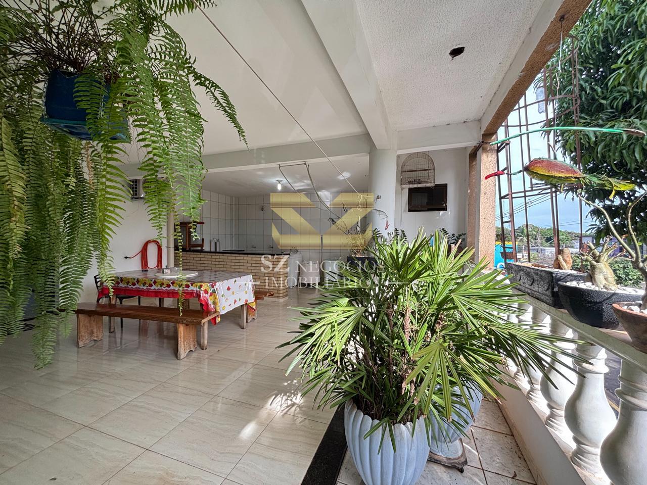 PRÉDIO COMERCIAL RESIDENCIAL E CASA À JARDIM LANCASTER - FOZ DO IGUAÇU - PR