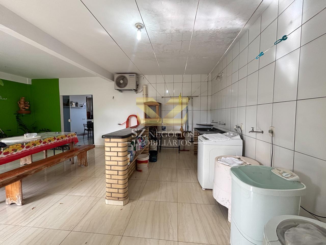 PRÉDIO COMERCIAL RESIDENCIAL E CASA À JARDIM LANCASTER - FOZ DO IGUAÇU - PR