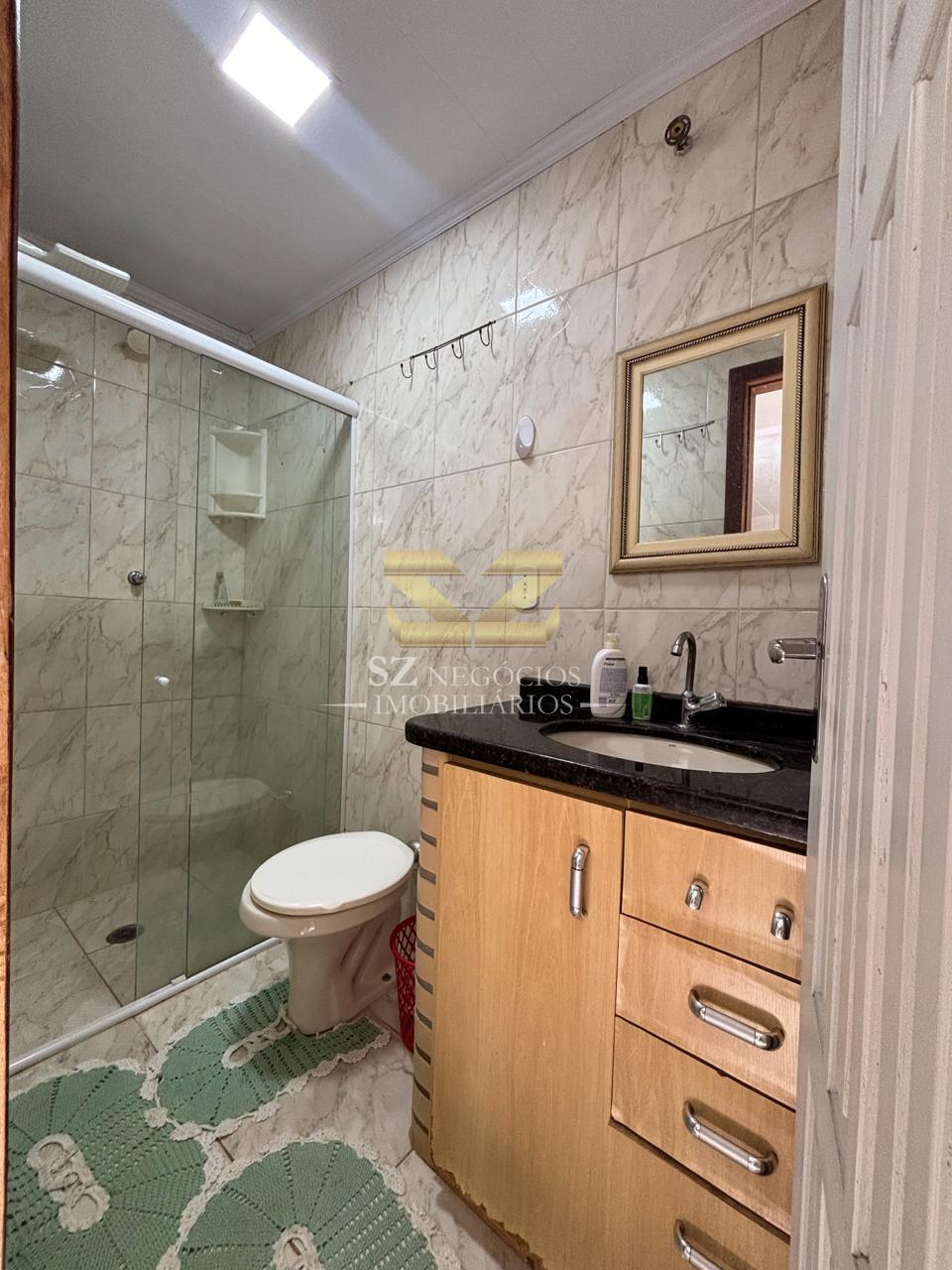 PRÉDIO COMERCIAL RESIDENCIAL E CASA À JARDIM LANCASTER - FOZ DO IGUAÇU - PR