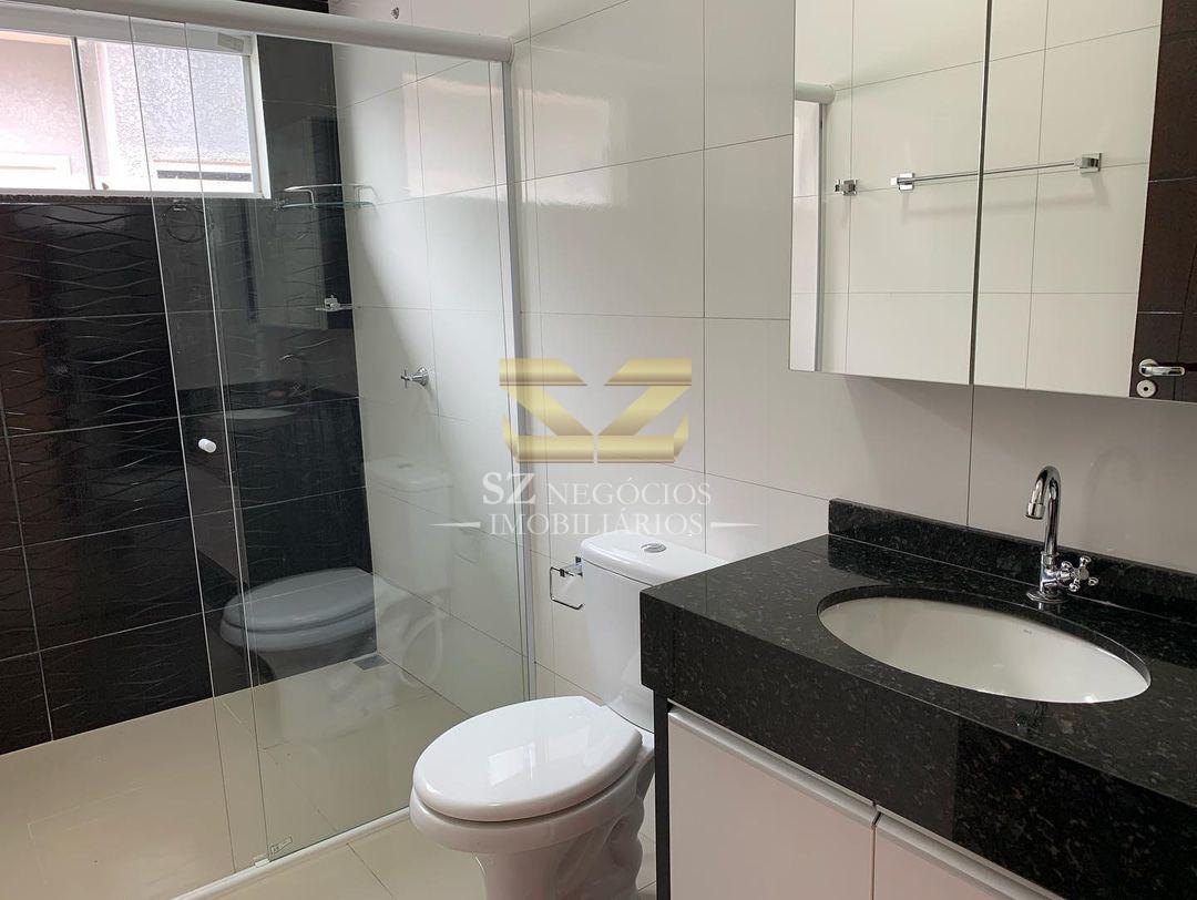 CASA À VENDA COM 02 DORMITÓRIOS SENDO 1 SUÍTE - JARDIM BUENOS AIRES - FOZ