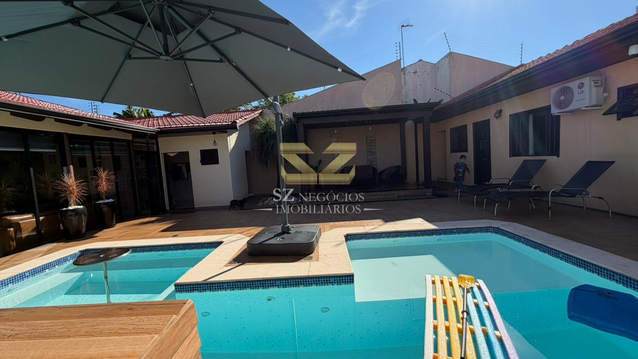 CASA À VENDA COM 1 SUÍTE - JARDIM PANORAMA, FOZ DO IGUAÇU - PR