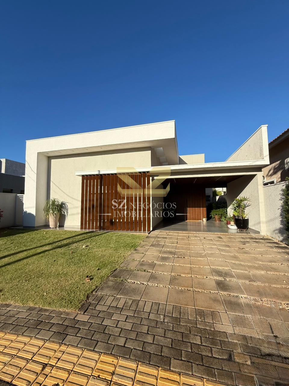 LINDA CASA TÉRREA MOBILIADA À VENDA NO CONDOMÍNIO VILLA CONSCIENTIA, FOZ
