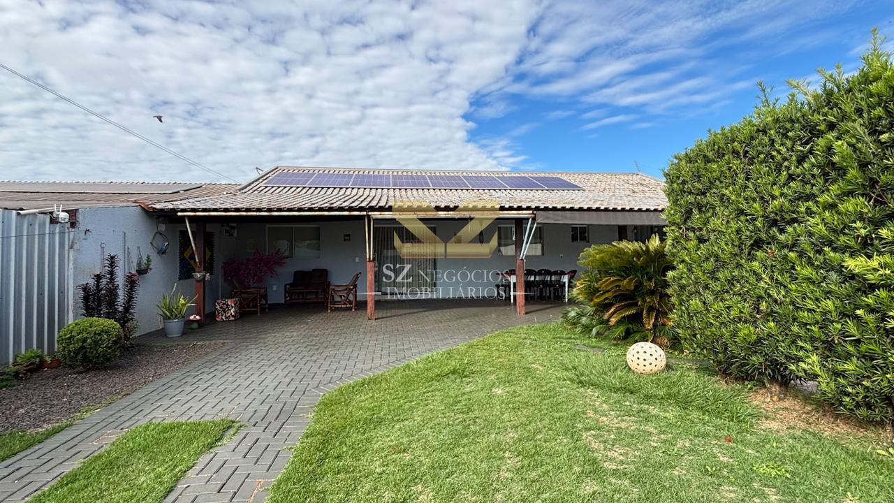 CASA COM PISCINA À VENDA LOTEAMENTO BOURBON - FOZ DO IGUACU - PR