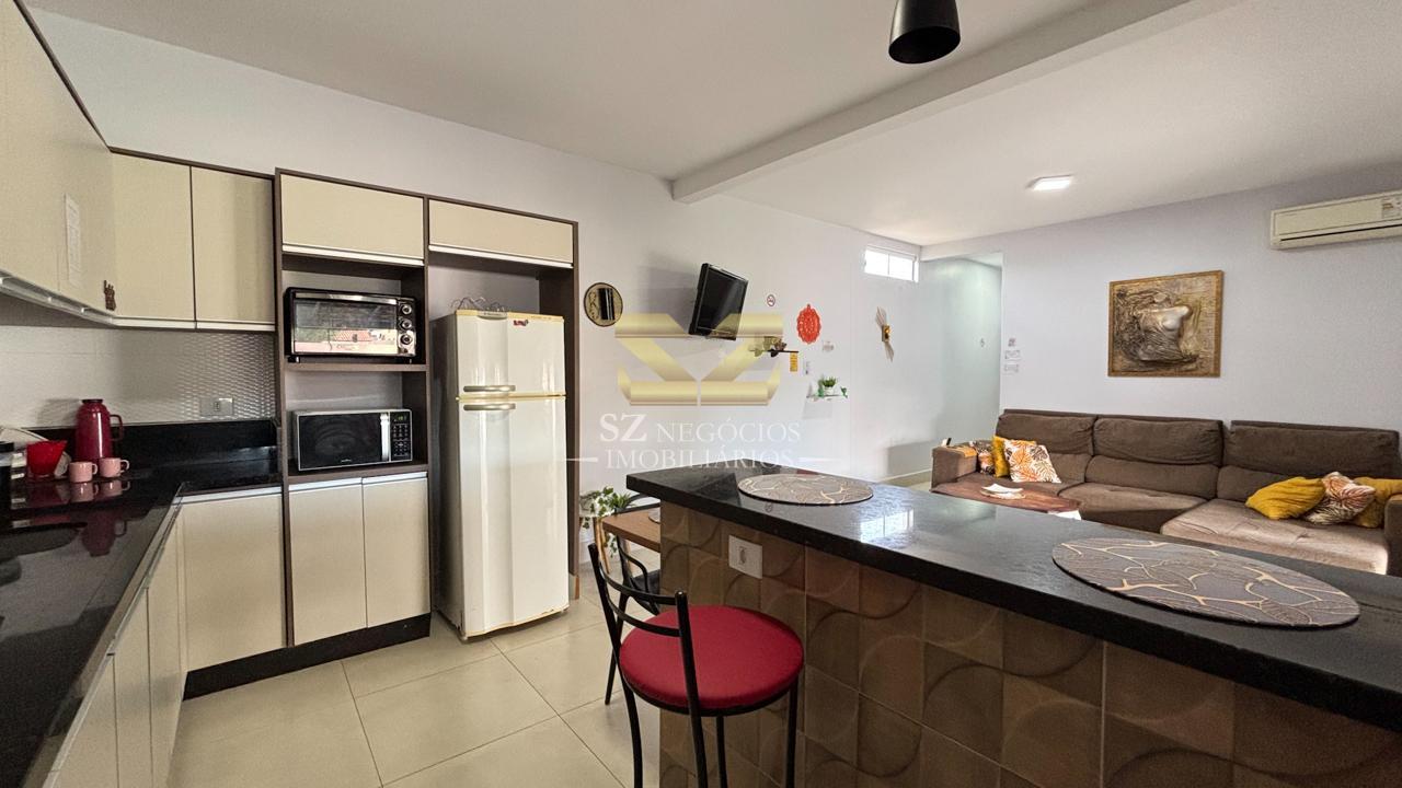 CASA COM PISCINA À VENDA LOTEAMENTO BOURBON - FOZ DO IGUACU - PR
