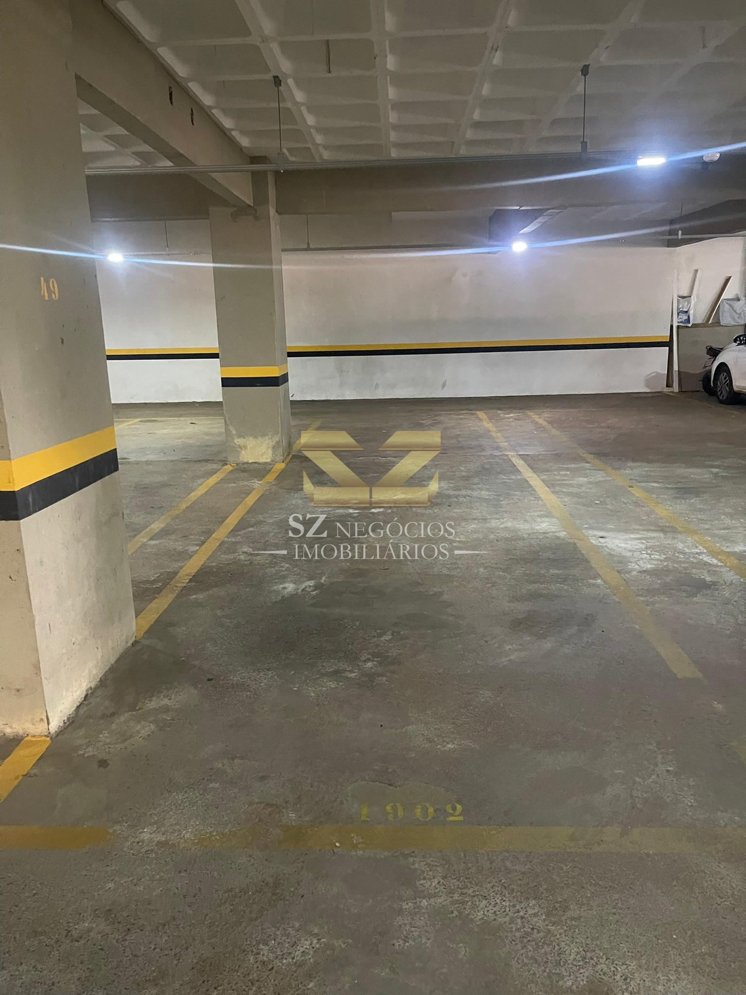 APARTAMENTO Á VENDA - EDIFÍCIO RESIDENCIAL PROVENCE - CENTRO