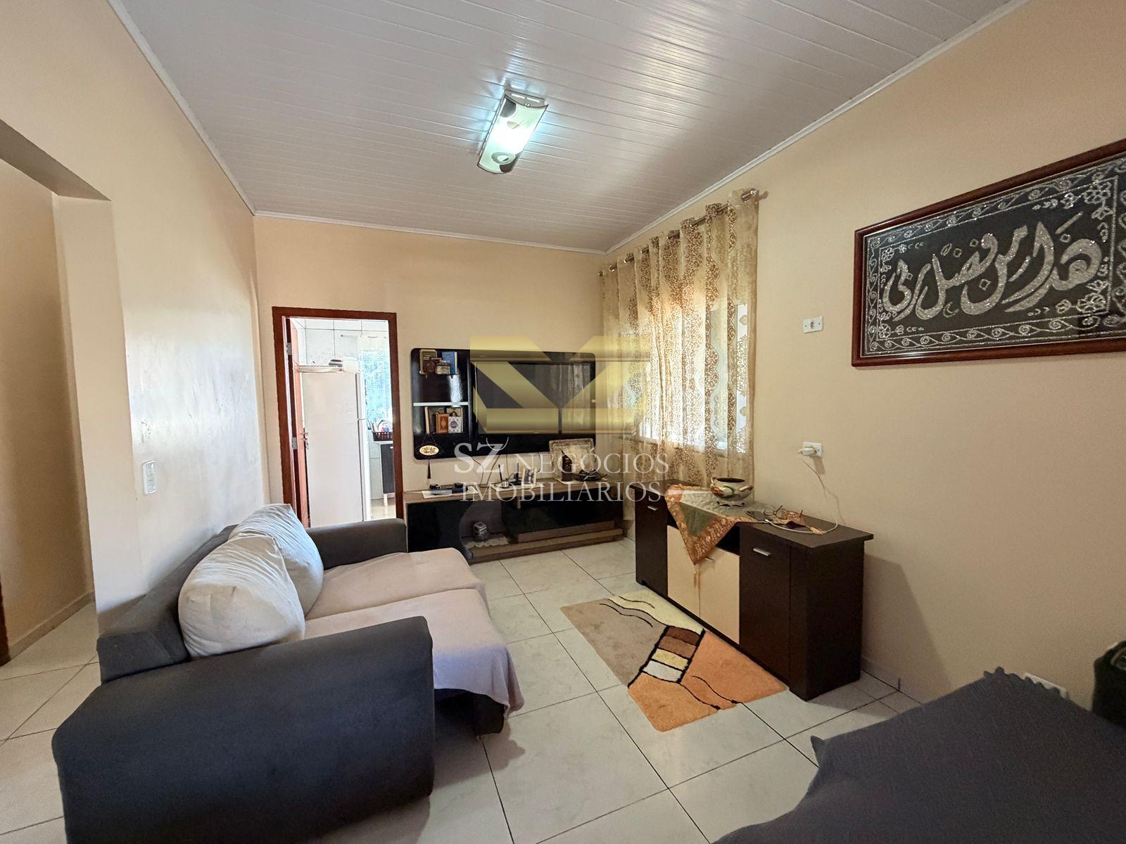 CASA À VENDA COM 01 SUÍTE NO CONDOMÍNIO ARARAS, FOZ DO IGUAÇU - PR