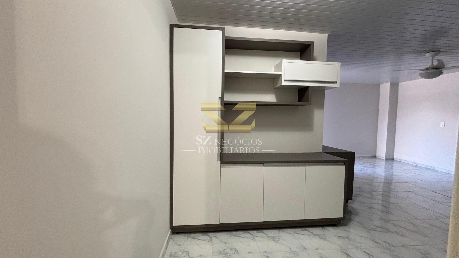 CASA COM 1 SUÍTE E 2 DORMITÓRIOS NA VILA  A, FOZ DO IGUAÇU - PR