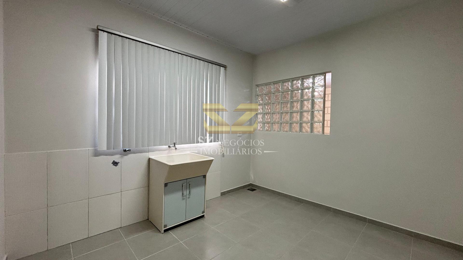 CASA COM 1 SUÍTE E 2 DORMITÓRIOS NA VILA  A, FOZ DO IGUAÇU - PR